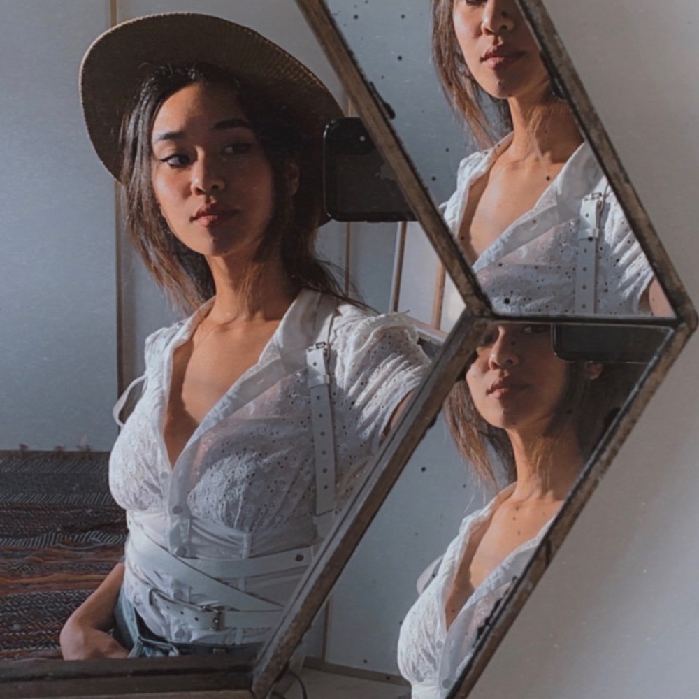 Y2K bebe blouse
